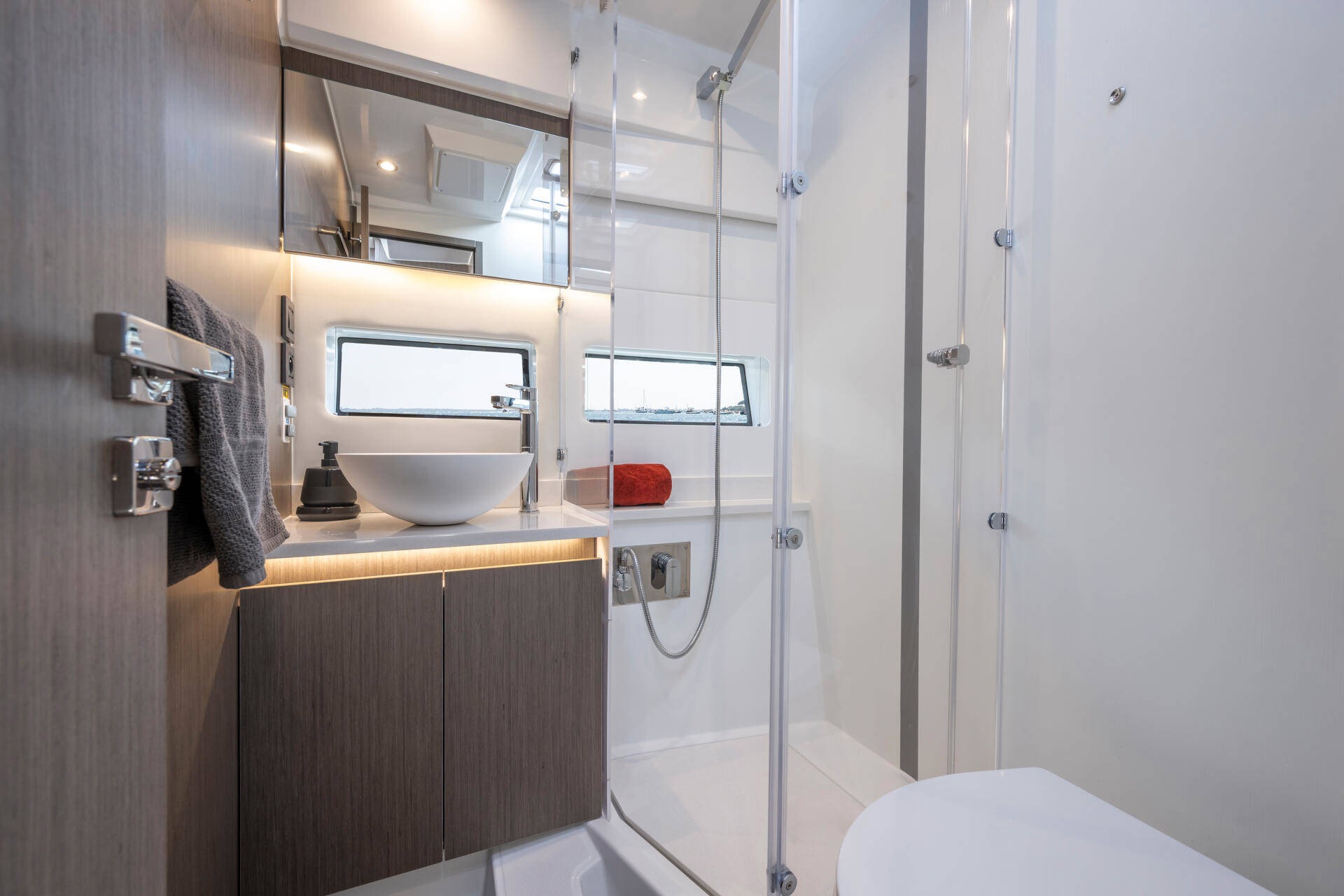 Cabin/Interior image