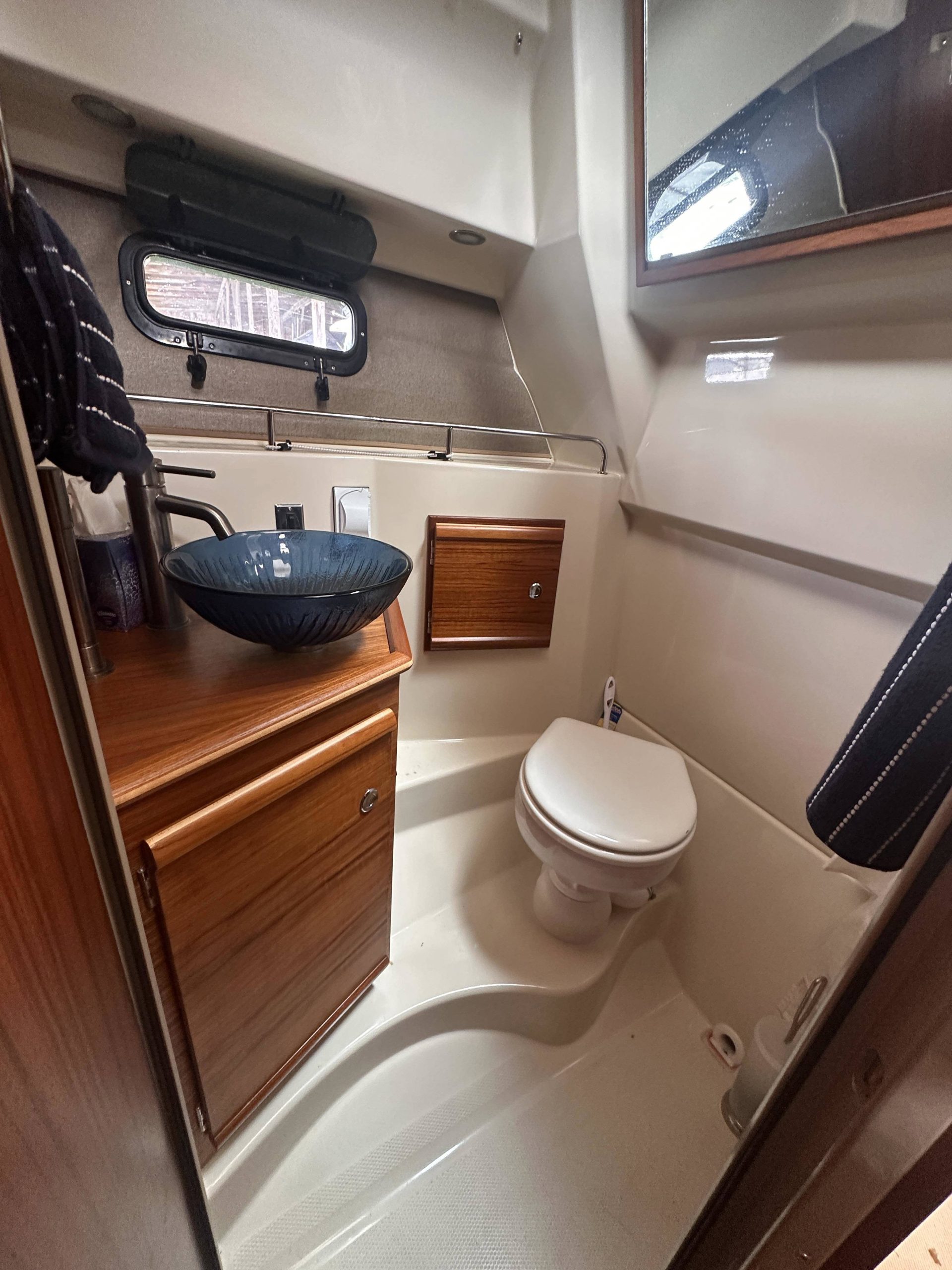 Cabin/Interior image