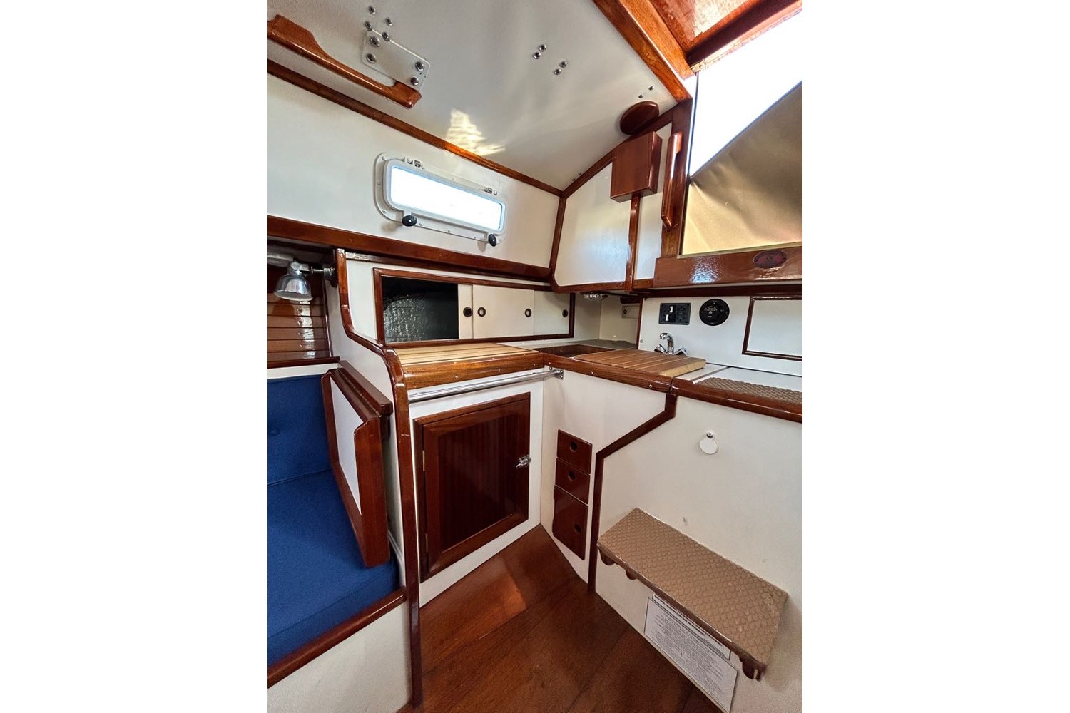 a0157d43-b201-496d-bb0f-2d27228bdc2f