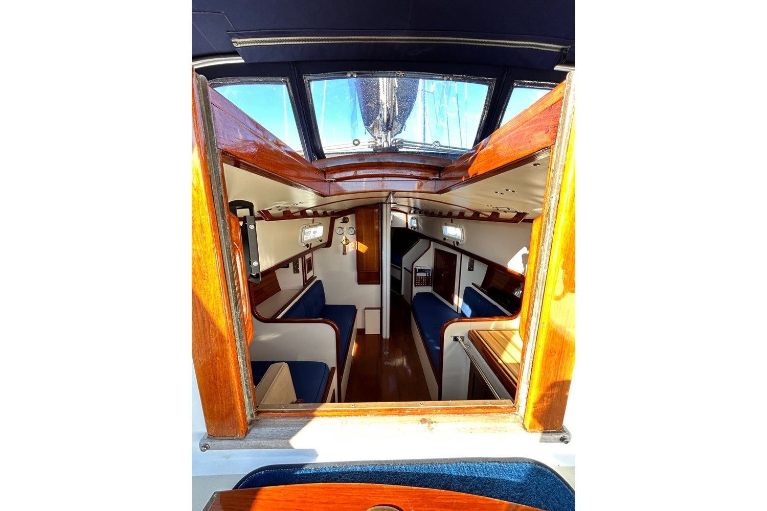 adf5a904-be99-4c00-995c-b31ec9694ae7