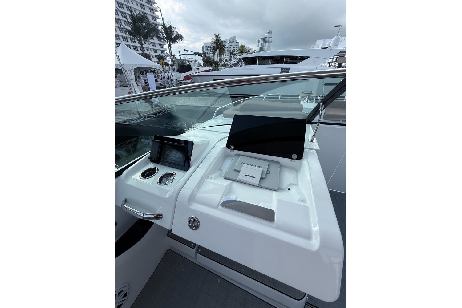 Topside image