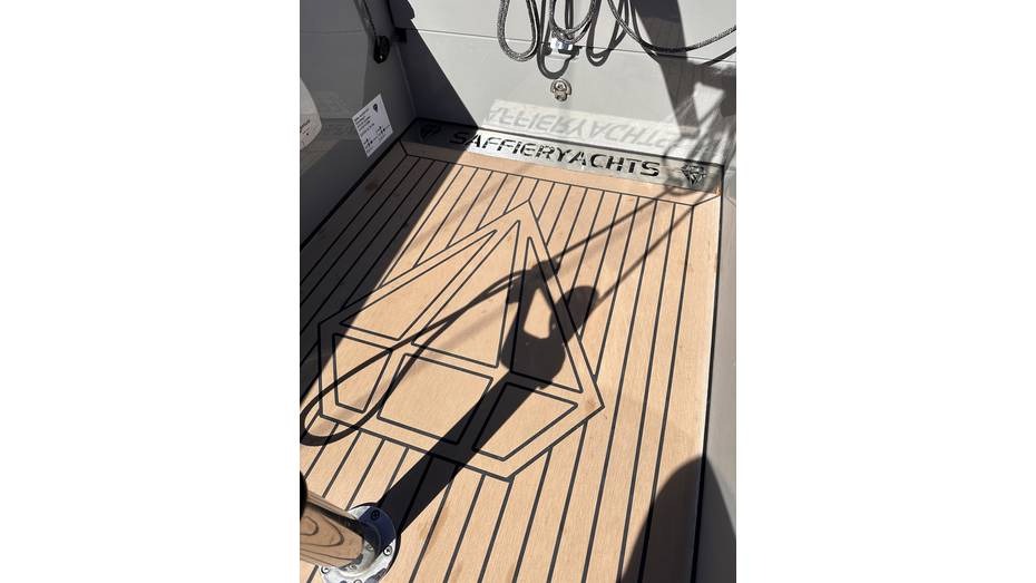 Bow image